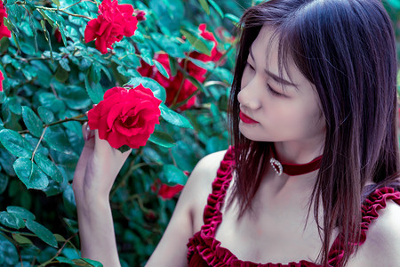 习近平：坚持平等相待、求同存异、互利合作符合中澳两国和两国人民根本利益